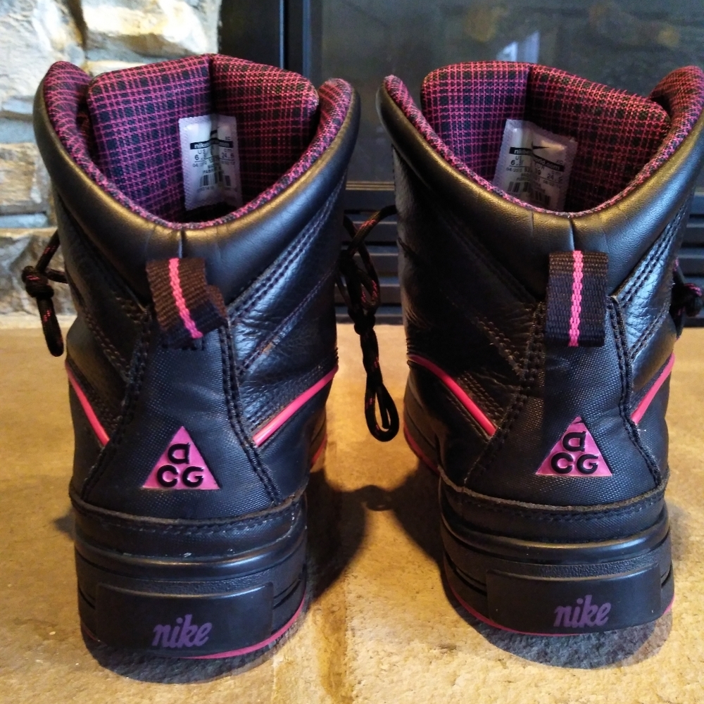 Nike ACG Woodside boot